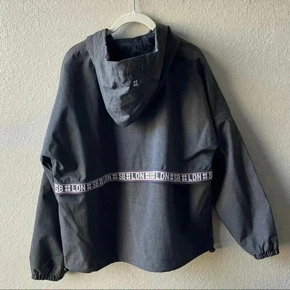 Sweaty Betty Jacket - Picture 2 of 4